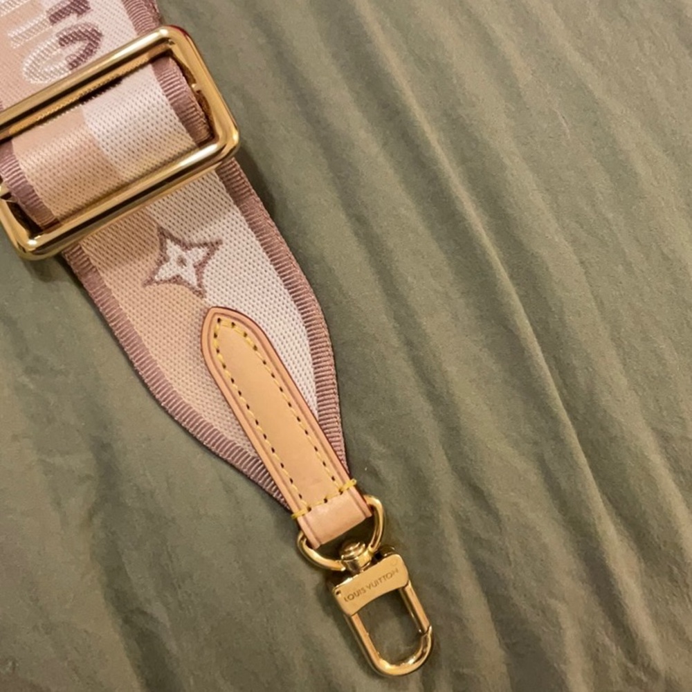 Louis Vuitton Pink & Cream Monogram Canvas Strap - Picture 2 of 3